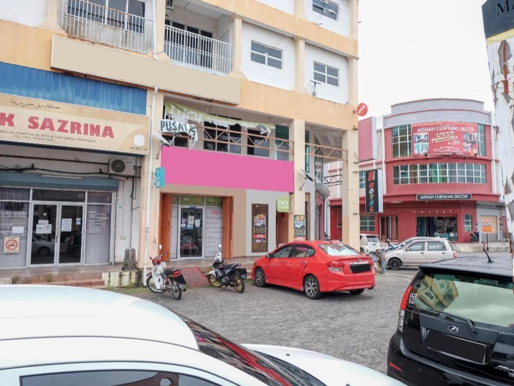 Oyo 90120 Mi Hotel Dungun Exterior foto