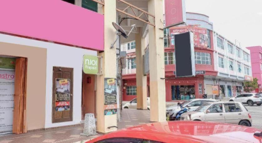 Oyo 90120 Mi Hotel Dungun Exterior foto