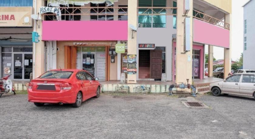 Oyo 90120 Mi Hotel Dungun Exterior foto